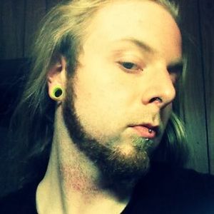 Meet your Posher, Ethan